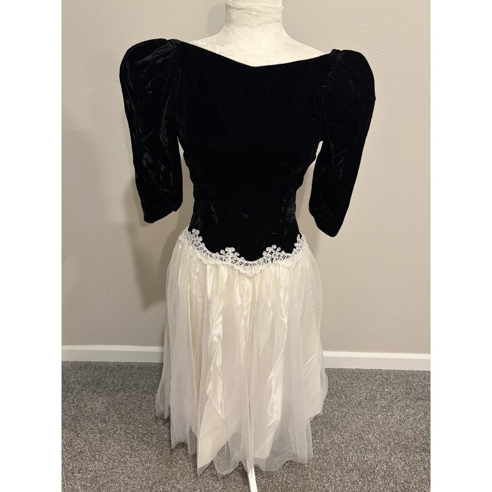 Vtg 70's ALFRED ANGELO Black Velvet White Tulle Party Dress~ 7/8~Union Label USA